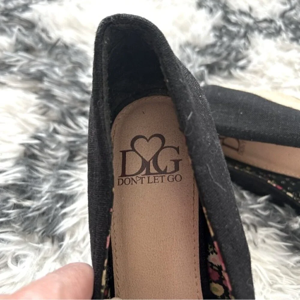 don’t let go black espadrilles
